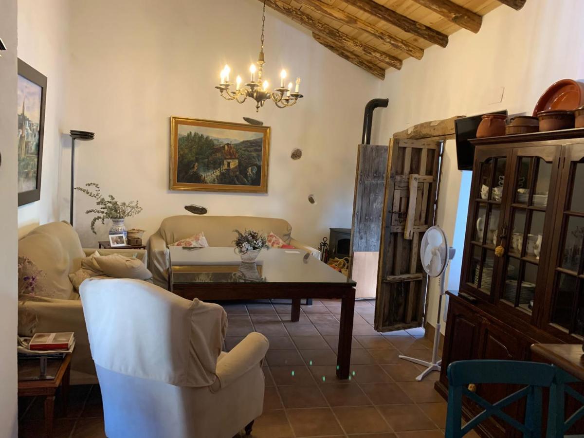La Casa De La Iglesia Villa La Umbria  Buitenkant foto